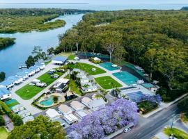Tasman Holiday Parks - Jervis Bay，位于赫斯基森的带泳池的酒店