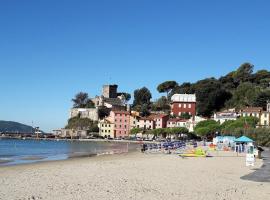 Mansard apart Alba - Sea 5 Terre-trekking-excursions-relax，位于圣特伦佐的酒店