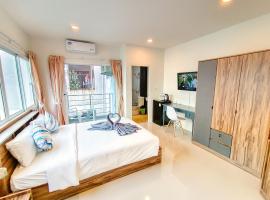 Sailor Hotel Pattaya，位于南芭堤雅的酒店