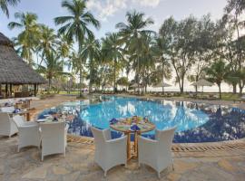 蓝色海湾度假酒店及水疗中心，位于吉汶瓦的酒店