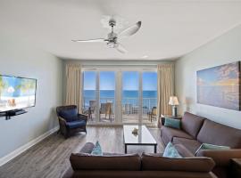 Laketown Wharf! Sleeps 9 - Resort Beach Condo, Stunning Ocean Views! by Dolce Vita Getaways PCB，位于巴拿马城海滩信号山乡村俱乐部附近的酒店