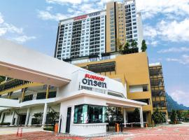 Onsen Premium Suites @ Tambun Ipoh，位于怡保的带泳池的酒店