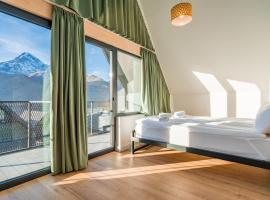 Kazbegi View Cottages，位于卡兹贝吉的酒店