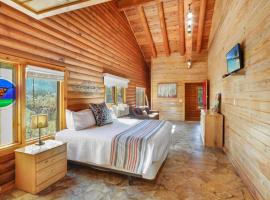 Wimberley Log Cabins Resort and Suites- Unit 4，位于温伯利的酒店