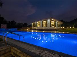 HillRock Resort & Villas, Neral-Karjat，位于卡尔贾特的酒店