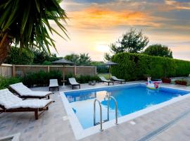 Island Rodos Pool Suites，位于伊利索斯的酒店