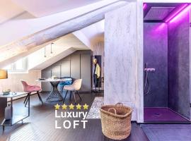 VIA DELLA SPIGA N50 - Luxury Loft in the Heart of the Fashion District，位于米兰布雷拉艺术画廊附近的酒店