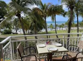 Village Vacances Sainte Anne Première ligne Superbe Vue plage et Mer -Aouara 1318 by Studios Barbadine