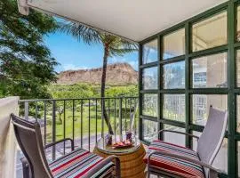 @ Marbella Lane -Coastal retreat near Diamond Head