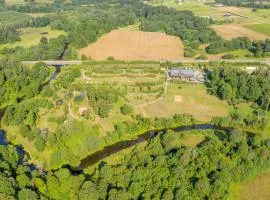 赞姆索蒂斯酒店