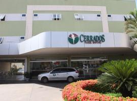 Cerrados Park Hotel，位于龙东元帅国际机场 - CGB附近的酒店