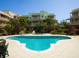 Margate Gardens 4 by Blue Sky Luxury，位于布里奇敦的酒店