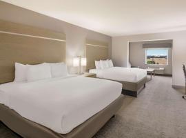 Best Western Plus Killeen - Fort Cavazos Hotel & Suites，位于基林的酒店
