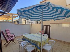 Appartement Saintes-Maries-de-la-Mer, 1 pièce, 4 personnes - FR-1-475-34，位于圣马迪拉莫的酒店