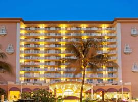 马可波罗海滩华美达广场度假酒店，位于迈阿密海滩的华美达酒店