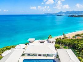 Infinity Blue Villa 180° ocean view -Beach access -Terres Basses，位于泰尔斯贝斯的酒店