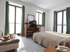 Albergo Ristorante del Gallo，位于Corio的酒店