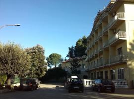 圣弗朗西斯科温泉酒店，位于Spezzano Albanese的低价酒店