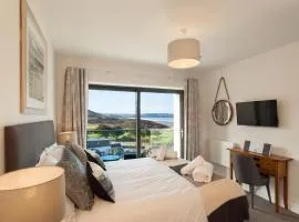 6 Woolacombe West - Luxury Apartment at Byron Woolacombe, only 4 minute walk to Woolacombe Beach!