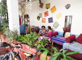 Hostal Posada Mi Casa，位于圣克里斯托瓦尔-德拉斯卡萨斯的酒店