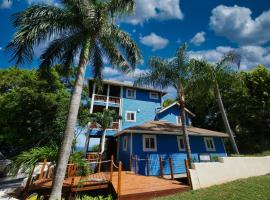 Incredible Ocean Views From Both Sides Of This Hill Top Home,，位于西湾的酒店
