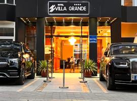 HOTEL Villa Grande，位于布戈伊诺的酒店