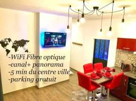 Le Led Room,Centre ville place de parking gratuite