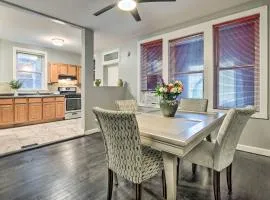 Quiet Chicago Townhome: Walk to Subway Stations