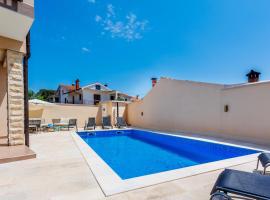 Villa Queen Jelena，位于加利扎纳的酒店