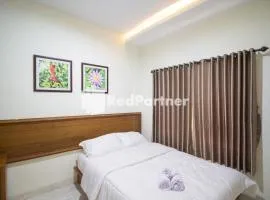 Balmoral House Mitra RedDoorz near Ambarukmo Plaza Mall Yogyakarta