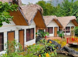 Wings Ha Giang Loop Bungalow，位于河江的酒店