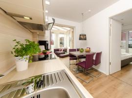 Komfortwohnung Sonnenhain，位于诺德奈的带停车场的酒店