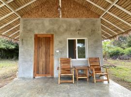 Groovy Bungalows Koh Phayam，位于阁帕延岛的木屋