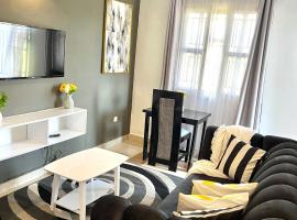 Dees apartment Milimani - Fast Wifi & Secure Parking，位于基苏木的酒店