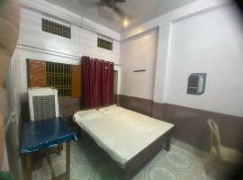 Yatri niwas home stay，位于瓦拉纳西的酒店