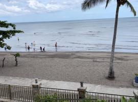 Nahas Beach Resort，位于Abung的度假村