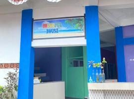 COLORFUL HOUSE，位于吉利特拉旺安的酒店