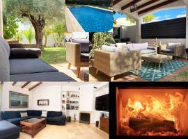 Casa ChillOut a 6km de Sevilla Piscina comunitaria，位于巴伦西纳德拉孔塞普西翁的酒店