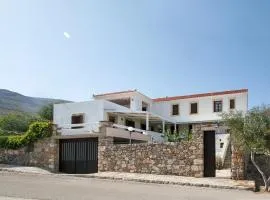 Alekos Studios