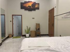 Bun Homestay，位于马德望Psar Nat附近的酒店