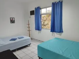 Seu Apto na Praia da Costa 13 Barato Completo TV Geladeira Fogão Ar Cond Local Excelente Centro