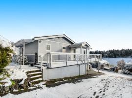Suquamish Sanctuary，位于Suquamish的酒店