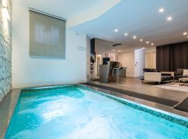 Design Apartment with private pool exclusive use - Stelvio 21，位于米兰Marche Metro Station附近的酒店