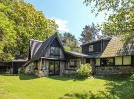 Awesome Home In Samsø With Kitchen