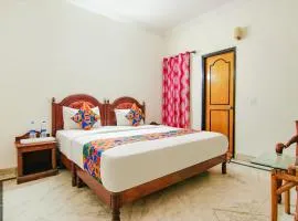 FabHotel Singh Suite