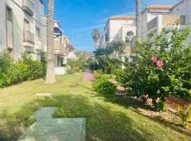 Casa Pandora Apartamento Duplex Atico, primera línea de playa Torrox