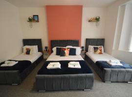 Spacious and Homely 2 Bedroom Flat - SuiteLivin，位于盖茨黑德的酒店