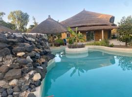 Villa avec piscine à Ndangane，位于Ndangane的酒店