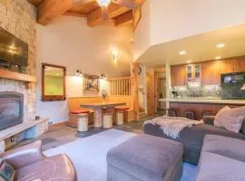 Cozy Northstar Village Condo Walk to Lifts 2 Full BA Excellent Location and Lots of New Snow
