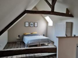 Gîte Val de Loire accès privatif: 2/4 personnes，位于Saint-Branchs的度假屋